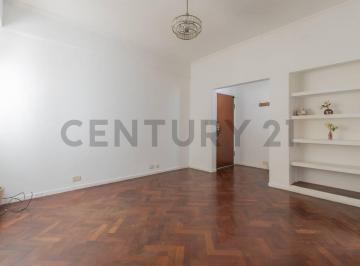 Departamento · 45m² · 2 Ambientes · Departamento 2 Amb en Primer Piso. - Caballito