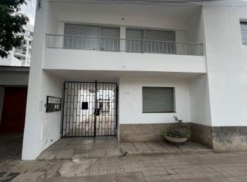 Departamento de 7 ambientes, Córdoba · Precioso Depto de 2d en Barrio Juniors. Imperdible!