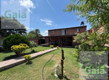 Casa · 200m² · 4 Ambientes · 2 Cocheras · Casa en Venta San Luis 3 Dorm.
