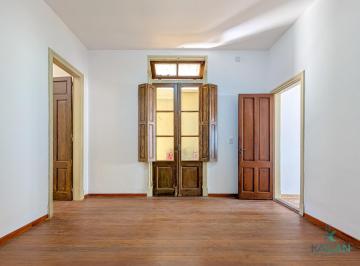 Casa · 110m² · 5 Ambientes · 1 Cochera · Casa - Tiro Suizo