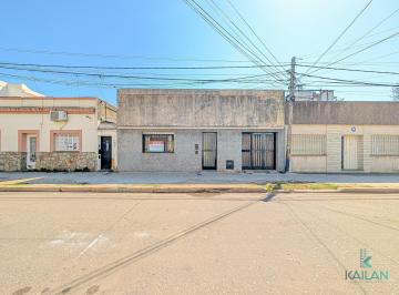 Casa · 110m² · 5 Ambientes · 1 Cochera · Casa - Tiro Suizo
