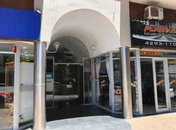 Oficina comercial · 1m² · 3 Ambientes · Oficina en Alquiler en Muy Buena Ubicacion!