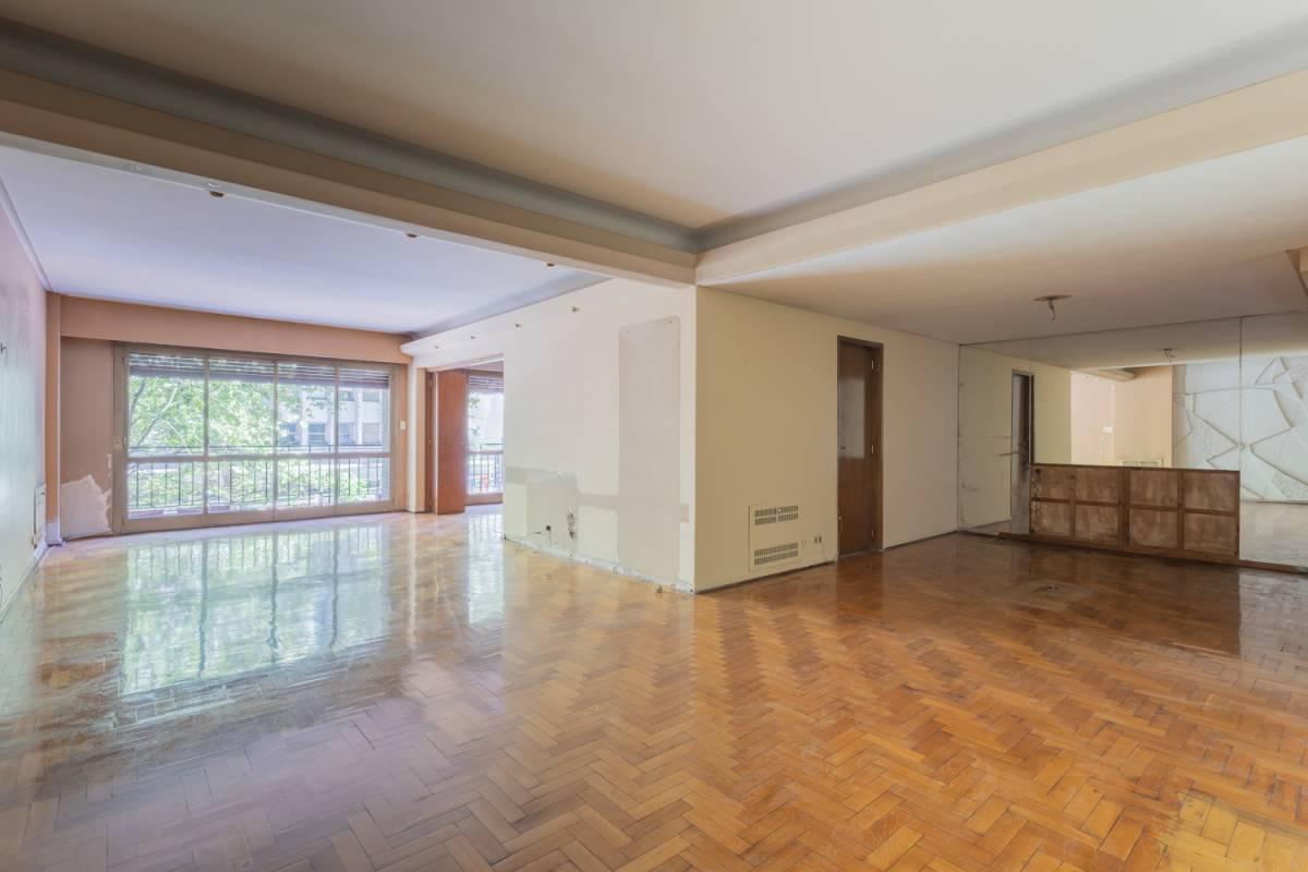 Av. Pueyrredón al 1600