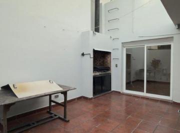 PH de 4 ambientes, Parque Chacabuco · PH con Patio, 2 Habitaciones en Venta en Parque Chacabuco