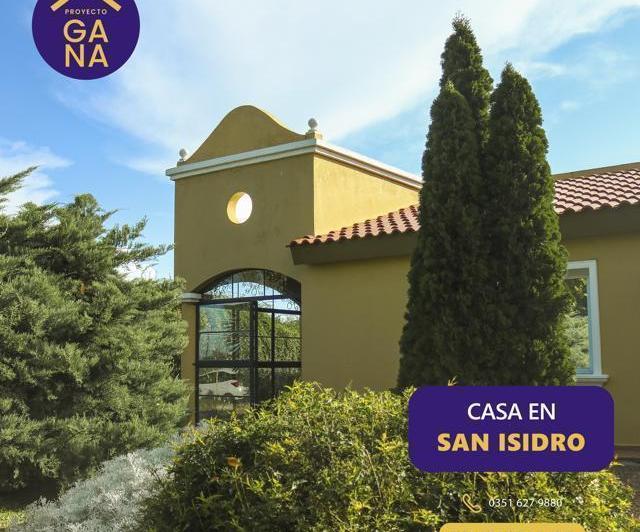 Casa · 250m² · 8 Ambientes · 2 Cocheras