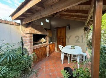 Casa · 120m² · 4 Ambientes · 1 Cochera · Casa en Venta, 4 Ambientes en Ciudad Jardin Lomas del Palomar