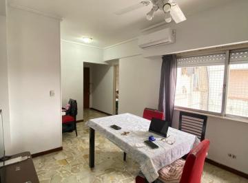 Departamento · 46m² · 3 Ambientes · ¡Oportunidad! 3 Amb C/ Lavadero y Balcon - Todo Luz y a m del Parque Centenario