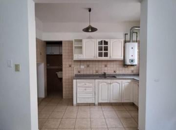 Departamento de 4 ambientes, Almagro · Casa.4 Ambientes. con Quincho y Terraza. Muy Luminosa. U$s 195.000.