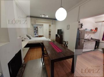 PH · 45m² · 1 Ambiente · Alquiler PH Temporario en La Lucila de 1 Ambiente con Patio