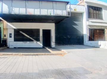 Bodega-Galpón · 791m² · 5 Ambientes · 10 Cocheras · Se Vende Galpón. Guaymallén