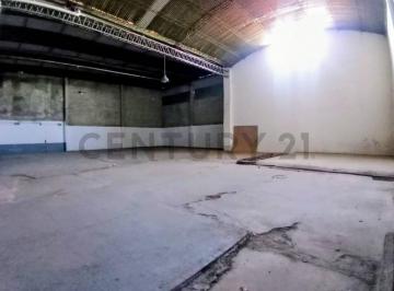 Bodega-Galpón · 791m² · 5 Ambientes · 10 Cocheras · Se Vende Galpón. Guaymallén