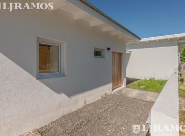 Casa · 147m² · 5 Ambientes · Casa a Estrenar en Area 1 San Sebastián, Sin Escritura, Sin Pileta Mb