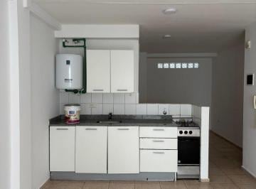 Departamento · 38m² · 1 Ambiente · Amplio Monoambiente con Patio