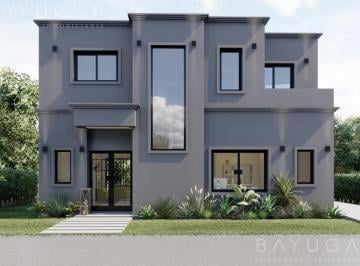 Casa · 147m² · 5 Ambientes · 3 Cocheras · Oportunidad Venta - Casa en Barrio Santa Sofía - Pilar del Este