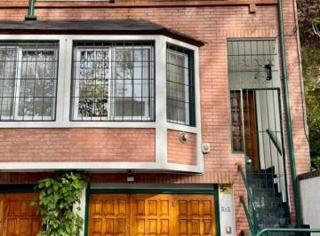 PH de 4 ambientes, Belgrano · Hermoso PH de 3 Dorm., Patio y Garage Cubierto en Belgrano