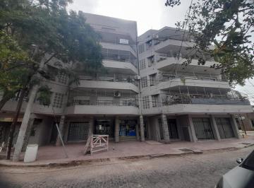 Departamento · 64m² · 3 Ambientes · 3 Amb con Gran Balcon Muy Lum. Al Frente.