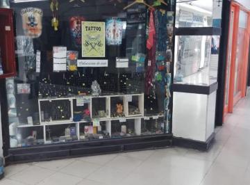 Local comercial · 12m² · Local en Galería con Buena Circulación de Gente
