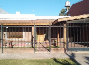 FACHADA · Casa Venta Jcpaz - 3 Amb + Depto