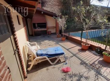Casa · 43m² · 5 Ambientes · 1 Cochera · Casa 5 Ambientes en Venta Wilde Centro