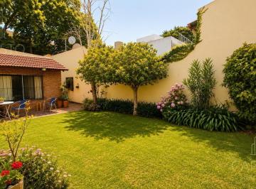 Jardín · Casa en Venta Lote Propio 4 Amb en Villa Ballester