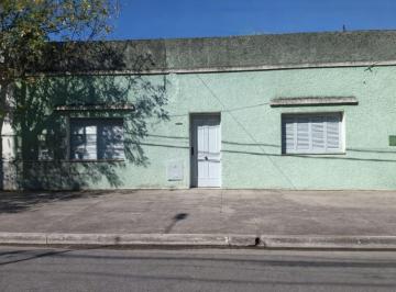 Casa · 320m² · 3 Ambientes · Casa en Platanos