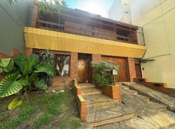 PH de 4 ambientes, Núñez · Casa Venta Núñez de 214 m² en Dos Plantas Patio y Terraza. Al Frente. Entrada Independiente. Cochera