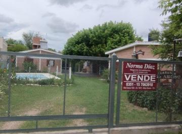 Casa de 8 ambientes, Mina Clavero · Complejo de 3 Cabañas con Pileta en Venta en Mina Clavero
