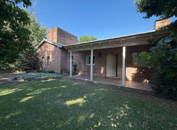 Casa · 154m² · 3 Ambientes · Casa en Lobos