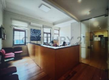 Departamento · 188m² · 5 Ambientes · Alquiler Oficina Apto Profesional