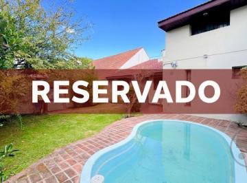 Casa · 154m² · 4 Ambientes · 3 Cocheras · Venta | Casa con Pileta | Parque Luro