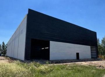 Bodega-Galpón · 1800m² · Nave Industrial en Parque Industrial Pibera
