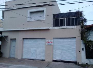 Local comercial , Esteban Echeverría · Oportunidad! Local en Alquiler en Zona Comercial!