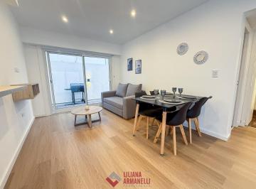 Departamento · 60m² · 1 Dormitorio · 2 Ambientes con 2 Patios. Rivadavia y Mitre.