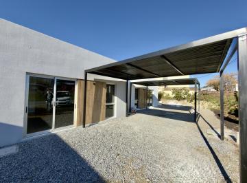 Casa · 50m² · 3 Ambientes · 1 Cochera · Casa de 2 Dorm. a Estrenar en Venta
