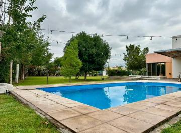 PISCINA · Casa en Barrio Alto Portal del Sauce 1dorm