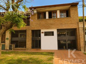 Casa · 180m² · 6 Ambientes · 1 Cochera · Duplex 3 Dorm. a La Venta Tolosa