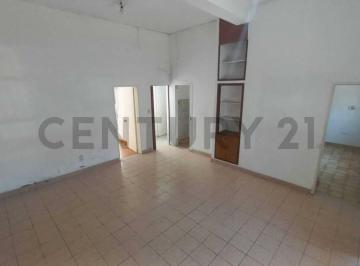 Casa · 170m² · 5 Ambientes · Venta de Casa Dos Familias en Villa Bosch