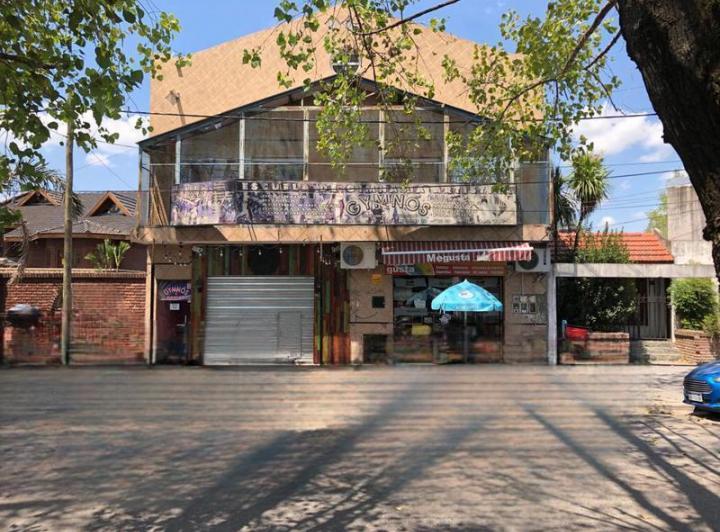 Local comercial · 200m²