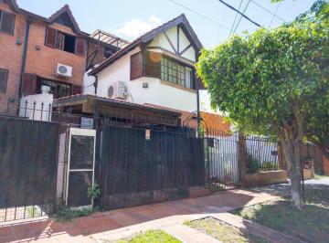 PH · 85m² · 4 Ambientes · 1 Cochera · Venta Triplex 4 Ambientes en Barrio Güemes - Haedo Norte.