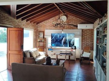 Casa de 6 ambientes, Santo Tomé · Club de Campo El Paso