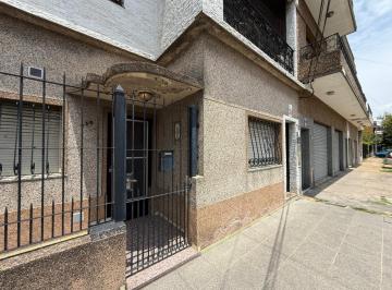 PH · 320m² · 4 Ambientes · PH Cuatro Ambientes con Cochera en Venta en Wilde