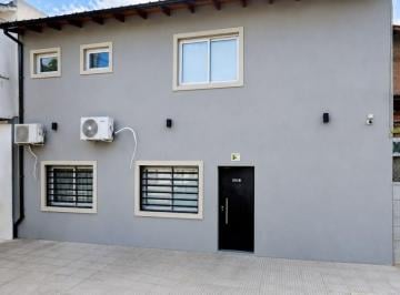 KNK-KNK-5166_2 · Oportunidad Venta Casa 4 Amb Moderna C Pileta Fondo Parrilla Escucha Ofertas