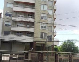 Departamento · 76m² · 3 Ambientes · 1 Cochera · Departamento - Temperley Este