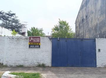 Bodega-Galpón · 45m² · Galpón en Villa Luzuriaga