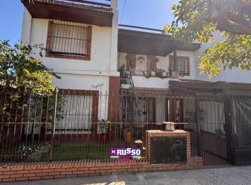 RUS-RUS-10879_2 · Venta Vivienda Multifamiliar 6 Ambientes - La Tablada