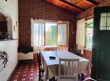 Casa · 105m² · 4 Ambientes · 1 Cochera · Casa en Santa Clara del Mar