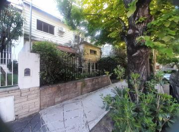 Casa · 232m² · 5 Ambientes · 1 Cochera · Venta Casa Martínez Vías/libertador Inmejorable Ubicación 5 Amb Jardín