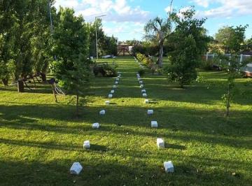 Quinta vacacional de 4 ambientes, Florencio Varela · Venta de Excepcional Quinta en Los Ombues Florencio Varela, con Piscina Climatizada, Quincho y Cabañ