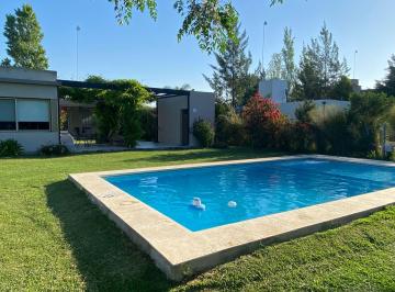Casa de 3 ambientes, Brandsen · Casa con Pileta en Posada de Los Lagos - Escritura - Apta Crédito - Ruta 2 Km 72