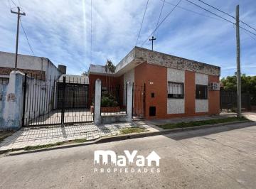Casa · 160m² · 4 Ambientes · 3 Cocheras · Casa en Venta Zarate